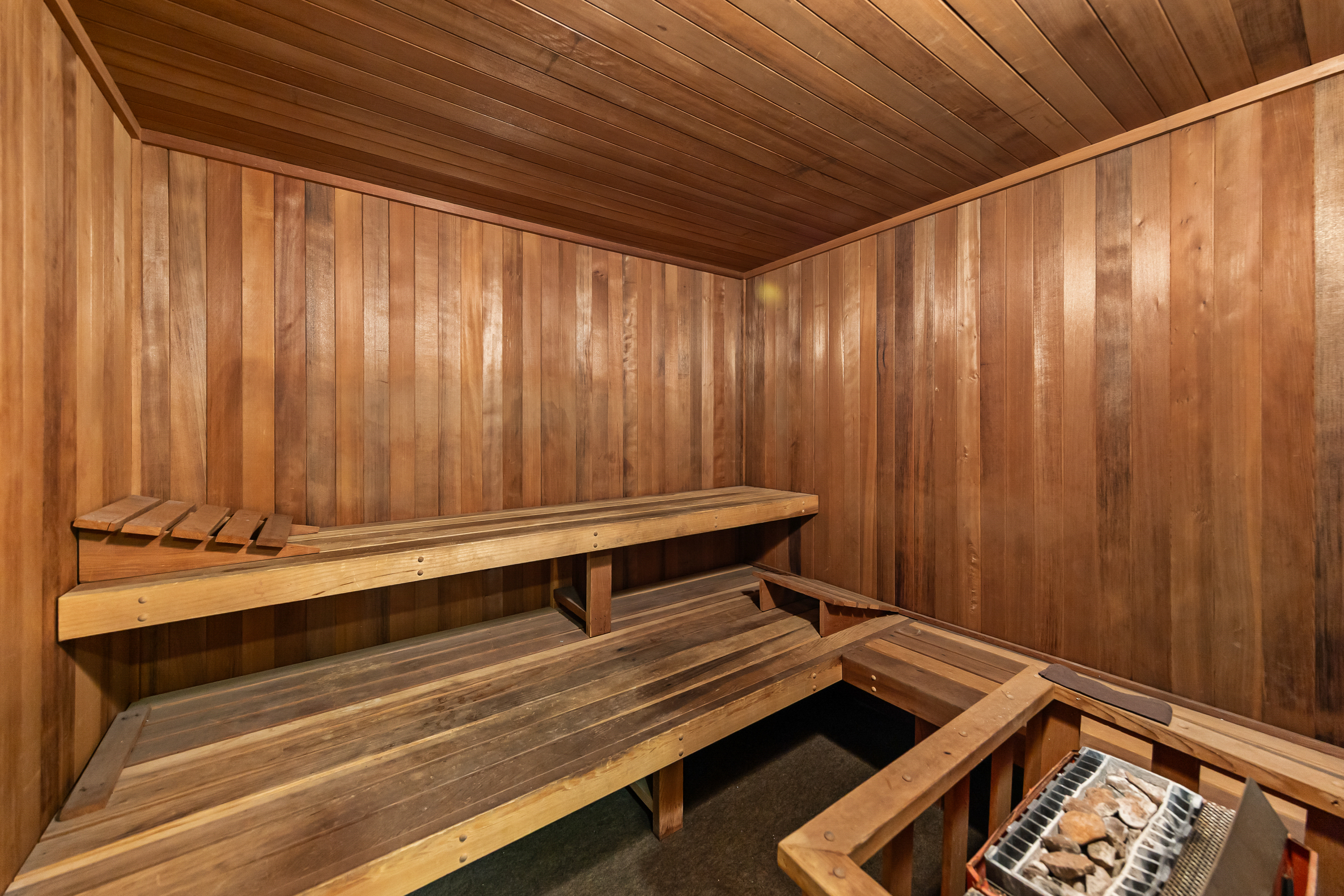 Common area sauna room