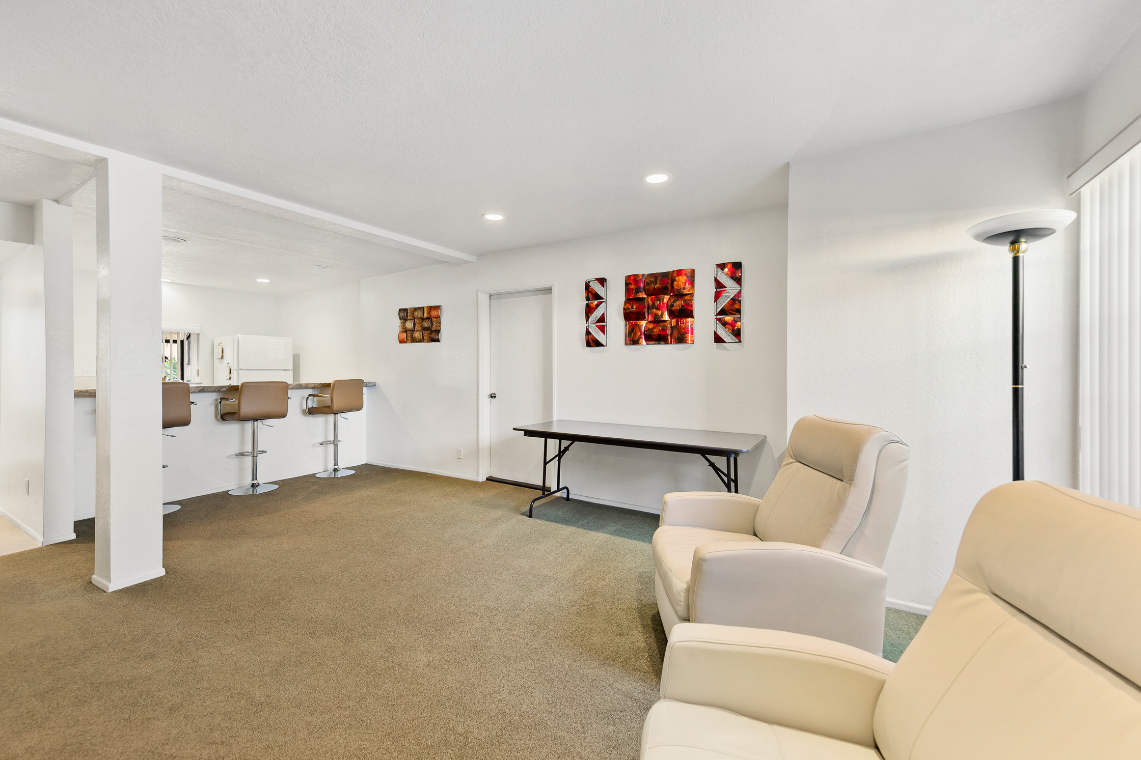 Common area recreation room